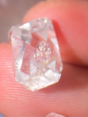 Beautiful Payson diamond with copper included ore